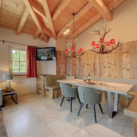 Residenz an der Burg by Kaprun Rentals Zimmer foto