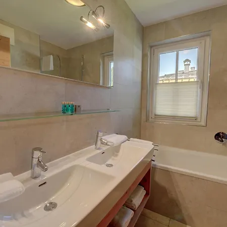 Residenz an der Burg by Kaprun Rentals Zimmer foto