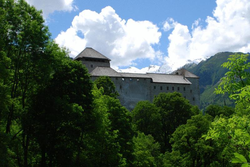 Residenz An Der Burg By *