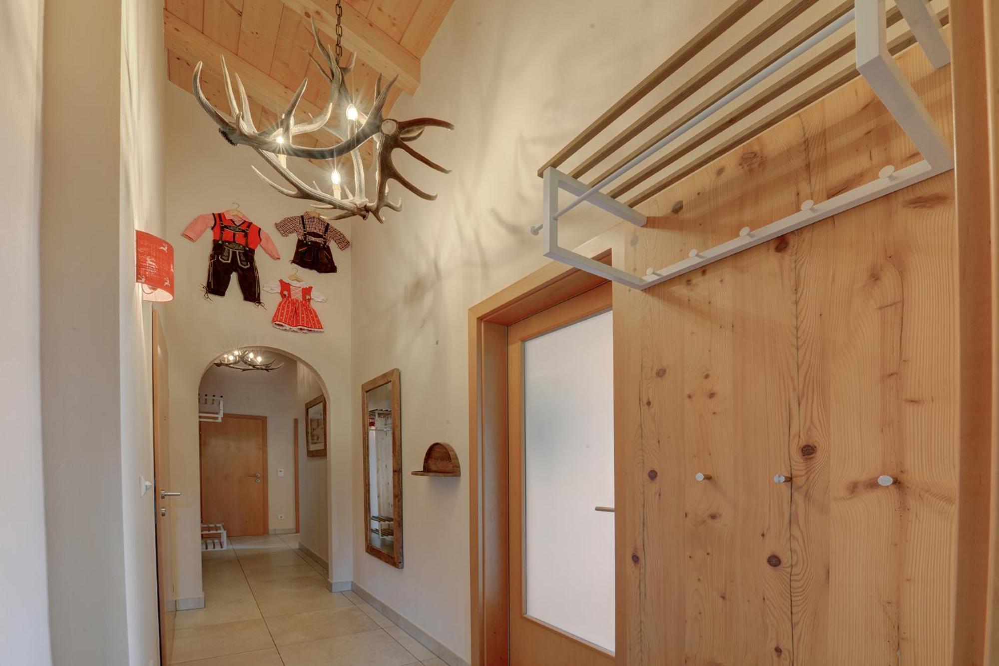 Residenz An Der Burg By Appartement Kaprun